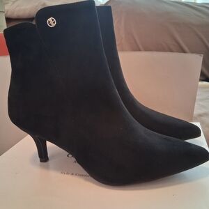 Giani Bernini Black Suede Ankle Booties